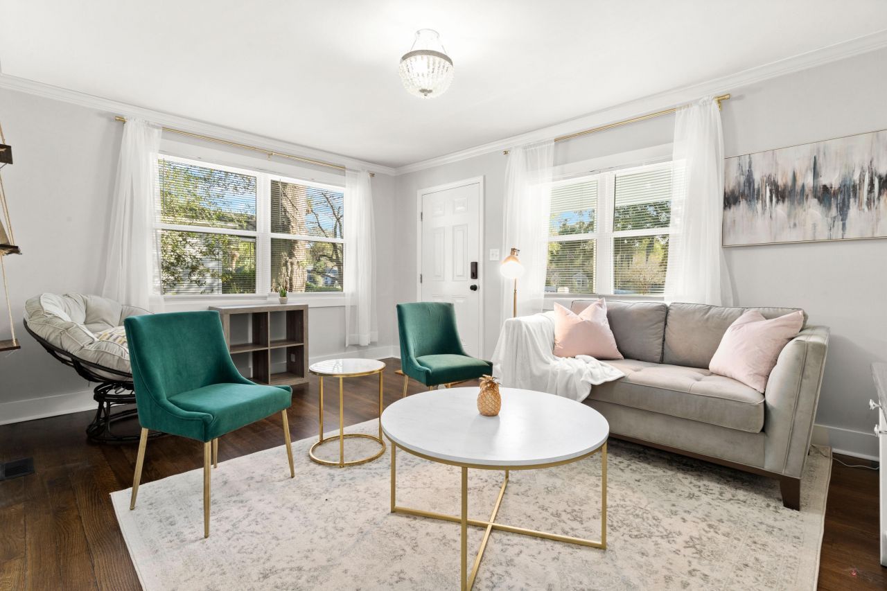 1436 E Montague Avenue Photo 6