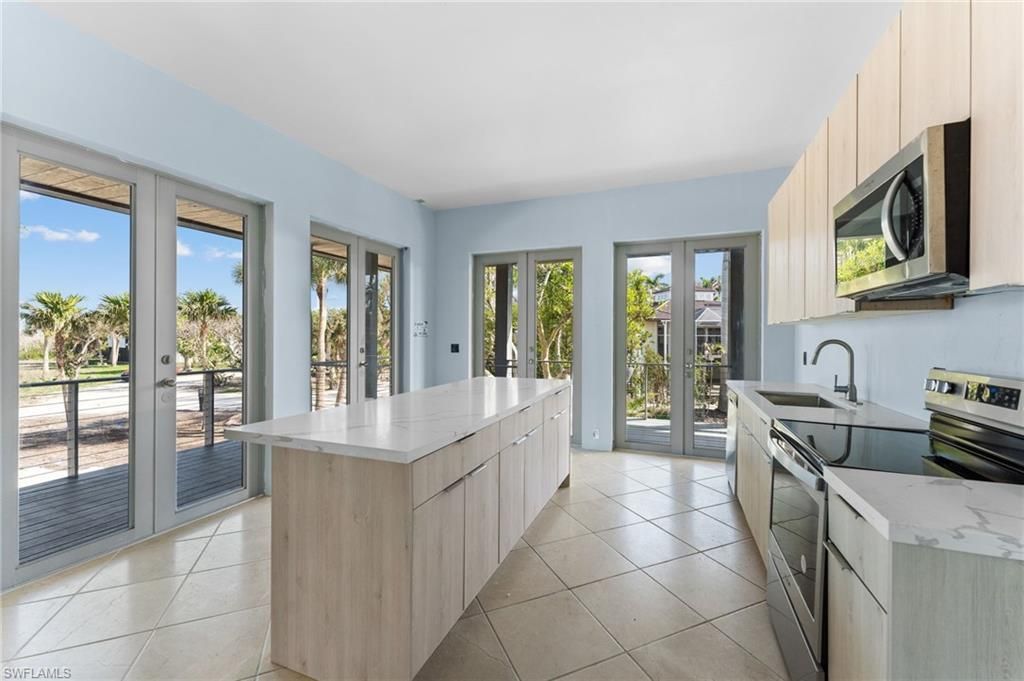 4150 Dingman Dr, Sanibel, FL 33957 Photo