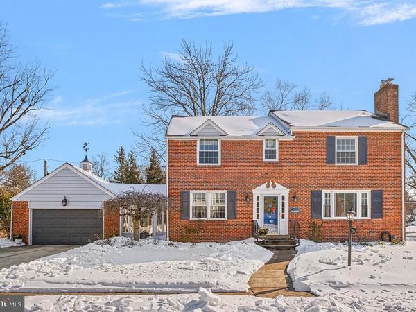 200 OAKWOOD ROAD, WILMINGTON, DE 19803