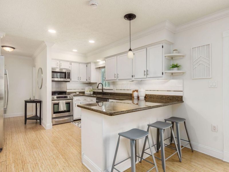 1015 Highland Street, Columbus, OH 43201 Photo 7