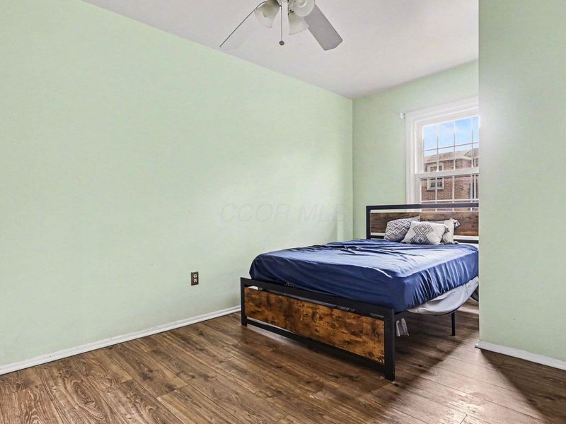 621 Simbury Street , Columbus, OH 43228 Photo 18