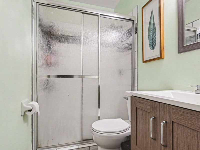 621 Simbury Street , Columbus, OH 43228 Photo 20