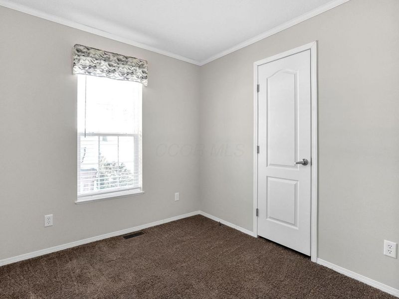 22 Skyline Drive, Ashville, OH 43103 Photo 16