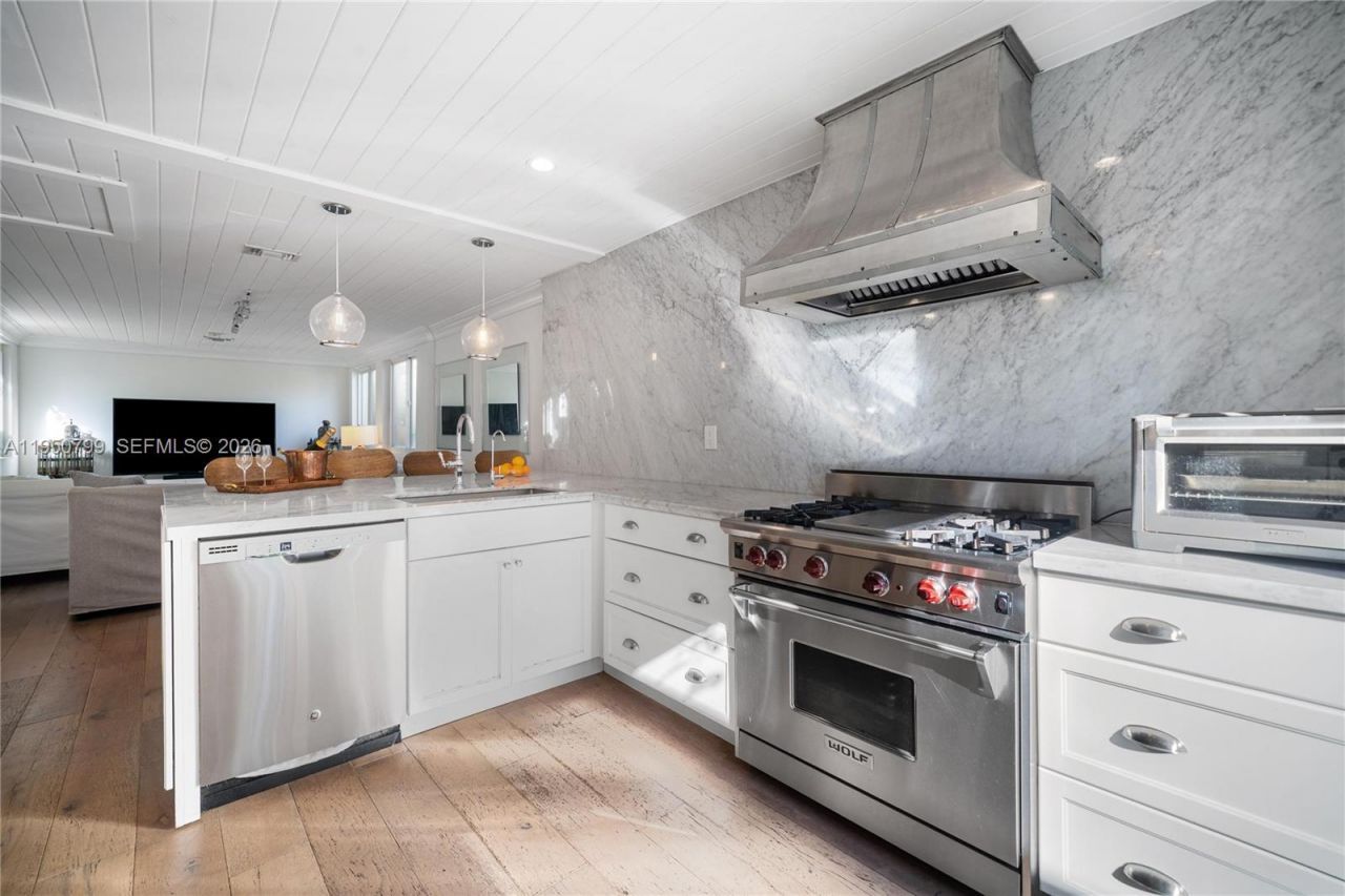 463 W 62nd St, Miami Beach, FL 33140 Photo