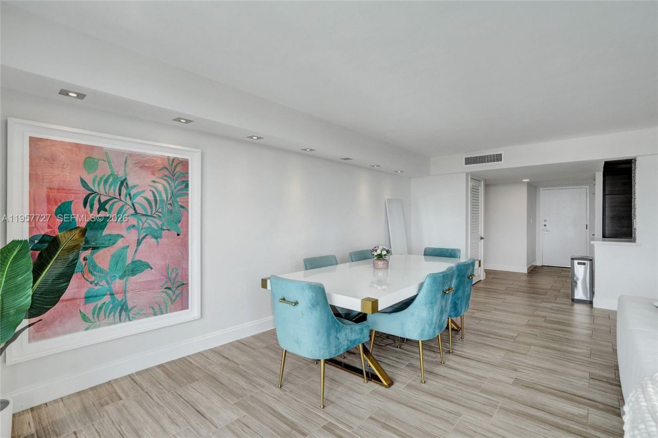 10000 W Bay Harbor Dr , Unit PH23, Bay Harbor Islands, FL 33154 Photo