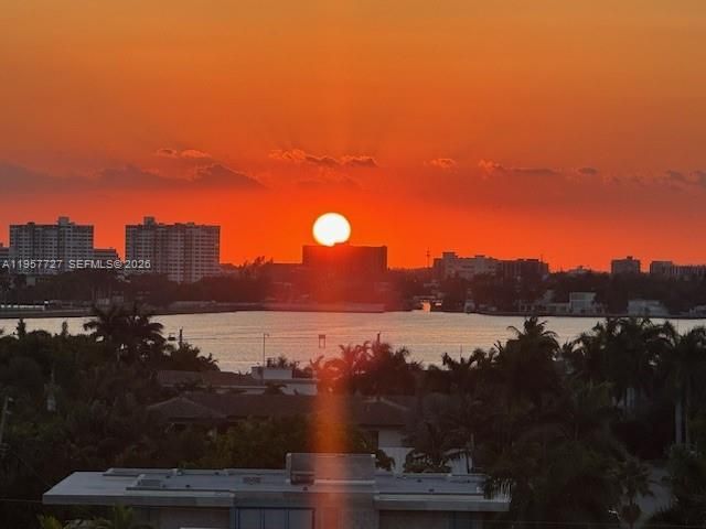 10000 W Bay Harbor Dr , Unit PH23, Bay Harbor Islands, FL 33154 Photo