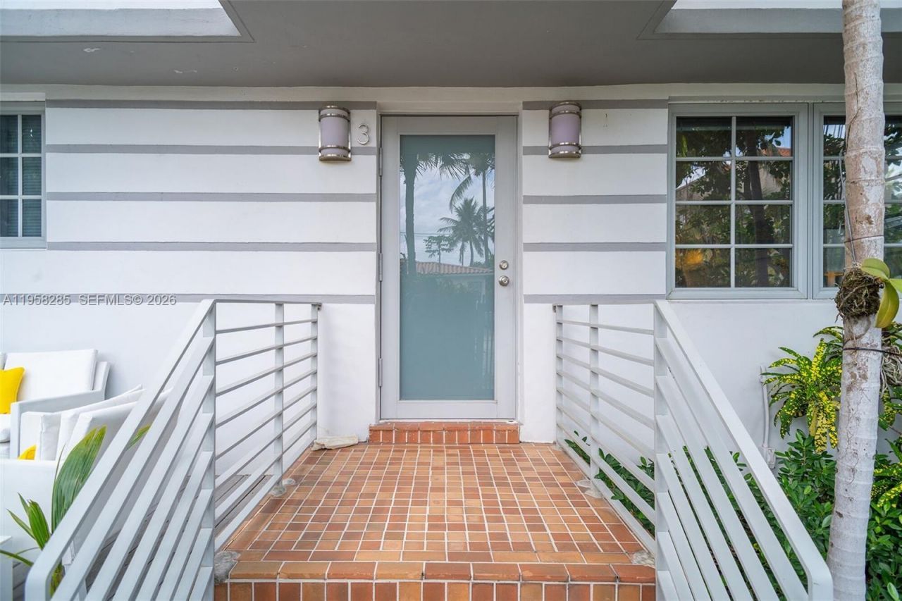 1600 Michigan Ave, Unit 3, Miami Beach, FL 33139 Photo