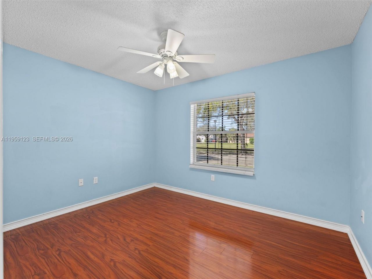 1861 NW 142nd Ter, Pembroke Pines, FL 33028 Photo