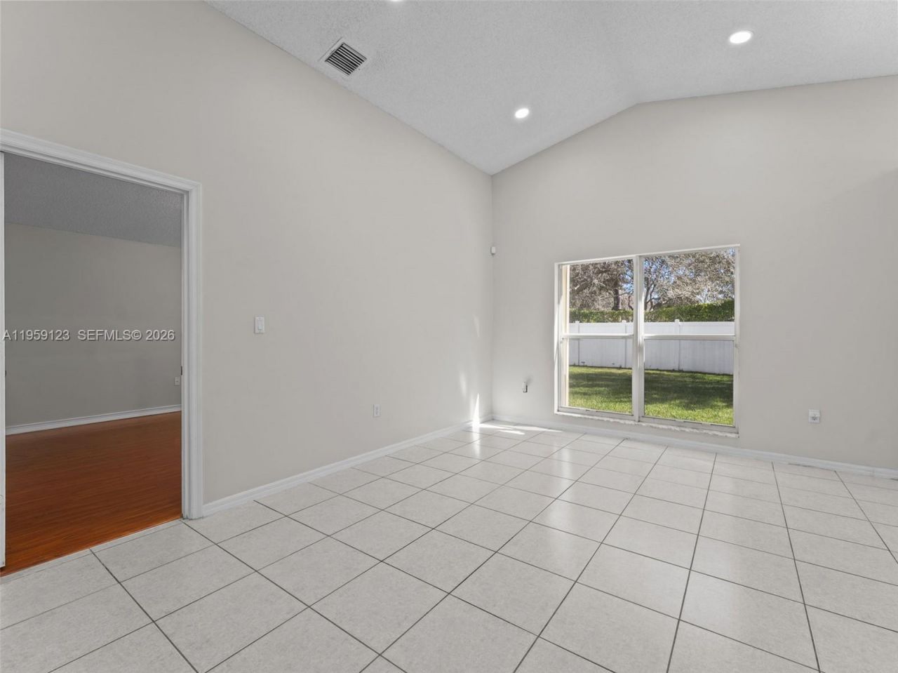 1861 NW 142nd Ter, Pembroke Pines, FL 33028 Photo