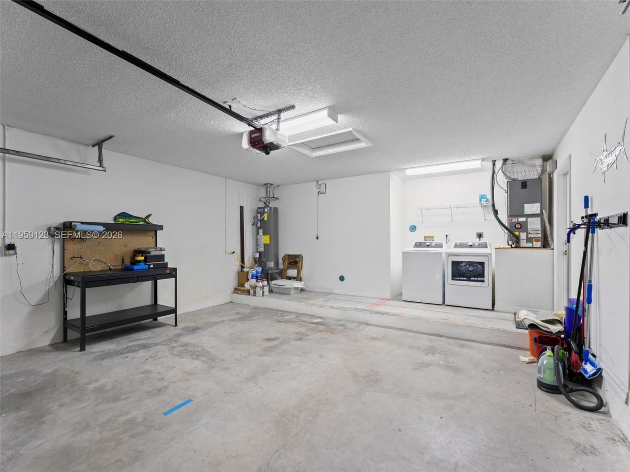 1861 NW 142nd Ter, Pembroke Pines, FL 33028 Photo