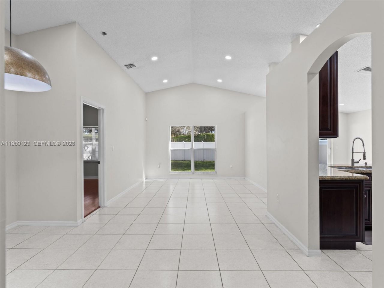 1861 NW 142nd Ter, Pembroke Pines, FL 33028 Photo