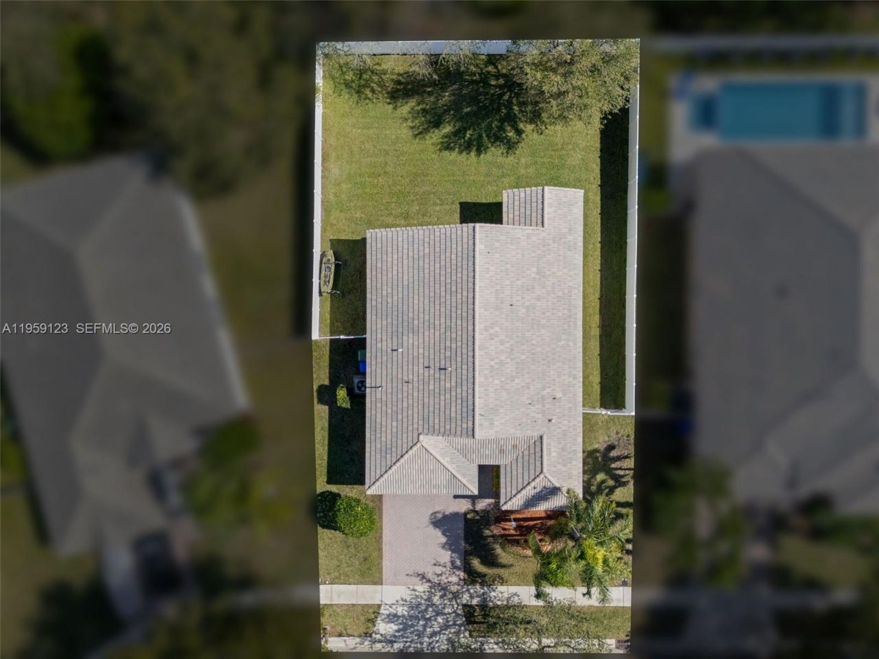 1861 NW 142nd Ter, Pembroke Pines, FL 33028 Photo