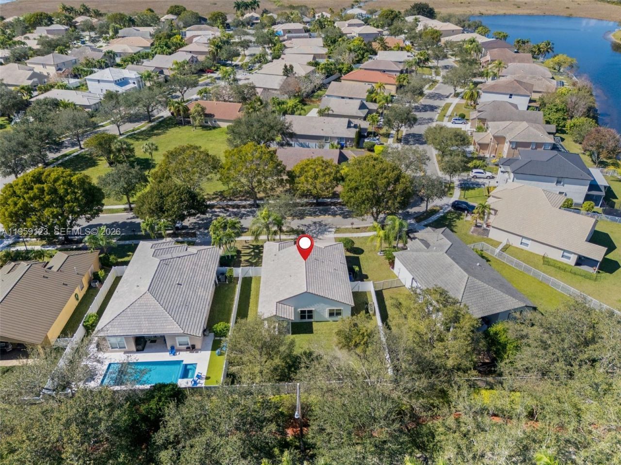 1861 NW 142nd Ter, Pembroke Pines, FL 33028 Photo