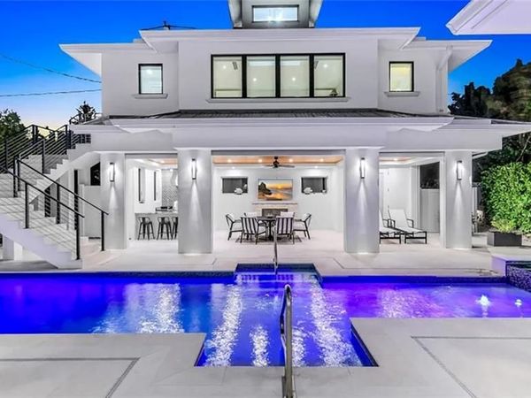 739 5th AVE N, NAPLES, FL 34102