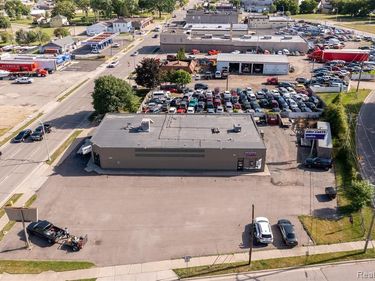 209 Northbound Gratiot Avenue , Mt. Clemens, MI 48043