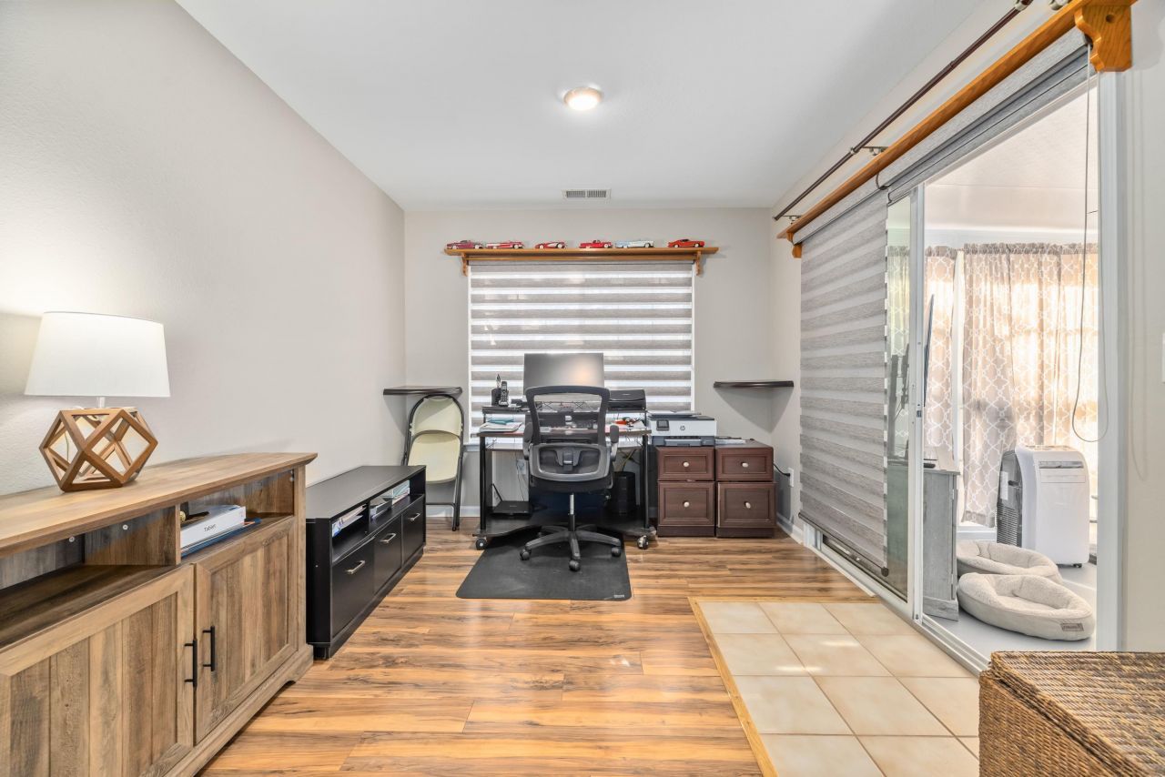 328 Mckendree Ln. Photo 10