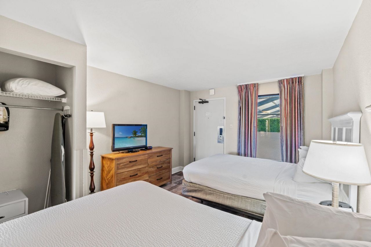 1501 S Ocean Blvd. Photo 13