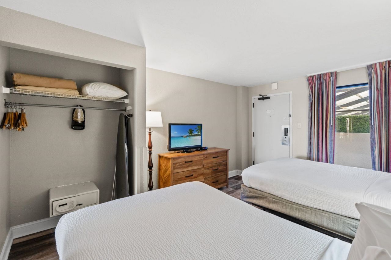 1501 S Ocean Blvd. Photo 14