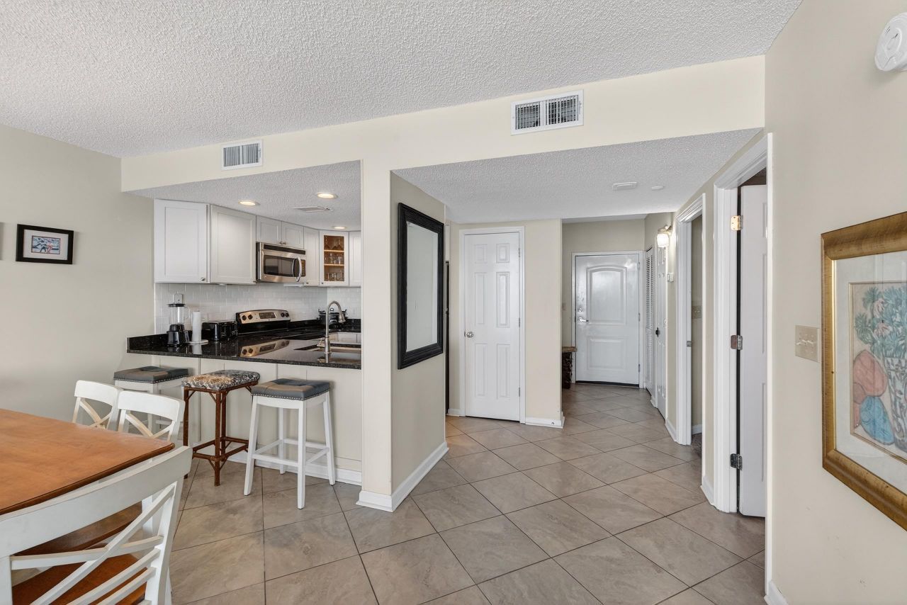 1990 N Waccamaw Dr. Photo 16