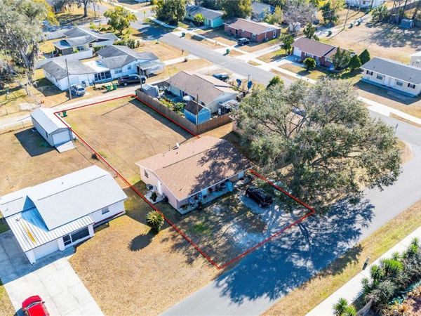 5910 10 TH STREET, ZEPHYRHILLS, FL 33542