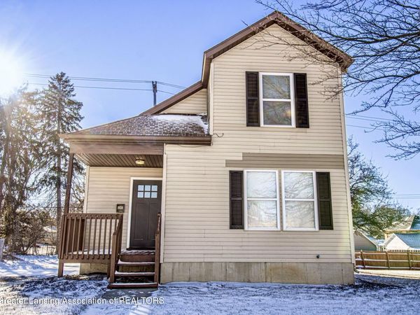 1024 E Malcolm X Street, Lansing, MI 48912