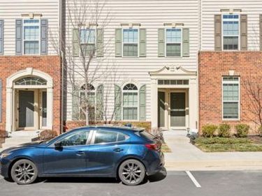 42116 PIEBALD SQUARE, ALDIE, VA 20105