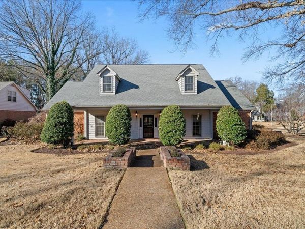 3017 LAURINBURG CIR, Germantown, TN 38138