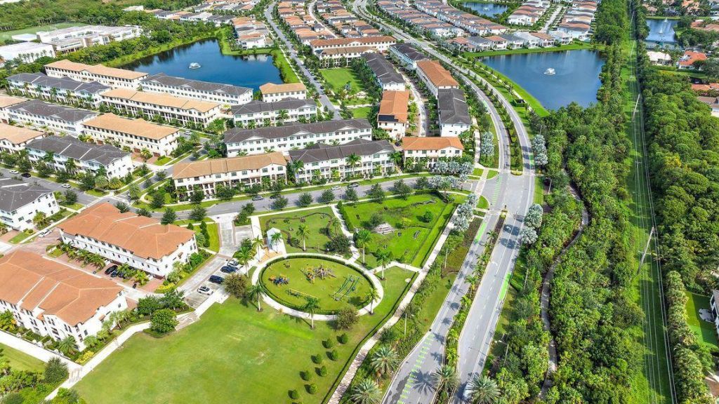 8125 Hobbes Way, Palm Beach Gardens, FL 33418 Photo