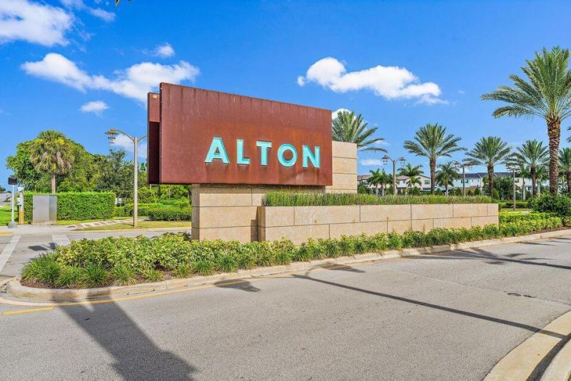 8125 Hobbes Way, Palm Beach Gardens, FL 33418 Photo