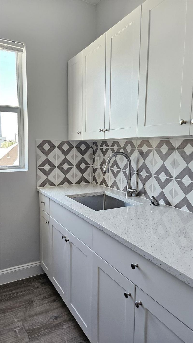 1142 SW 4th Street, Unit 16, Miami, FL 33130 Photo