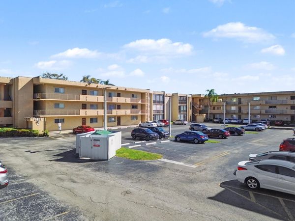 8401 SW 107th Ave, Unit 311E, Miami, FL 33173