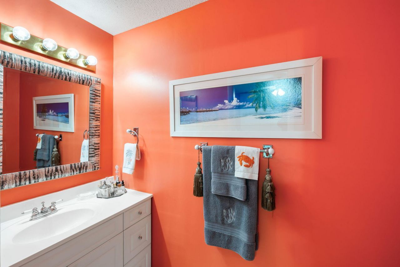 163 Heritage Circle Photo 23