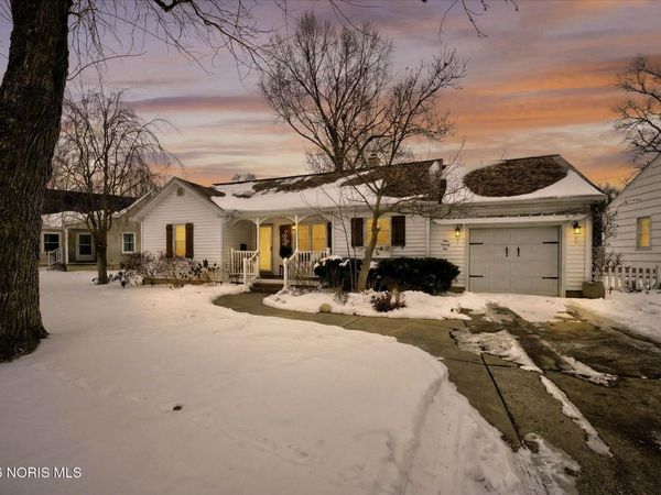 126 Edgerton Drive, Waterville, OH 43566