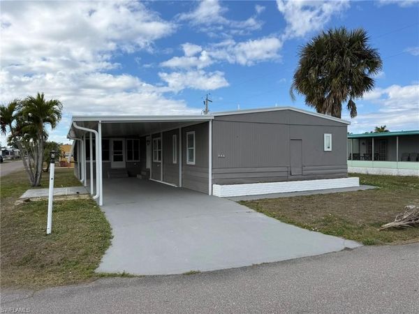 14703 Tea Party LN , NORTH FORT MYERS, FL 33917