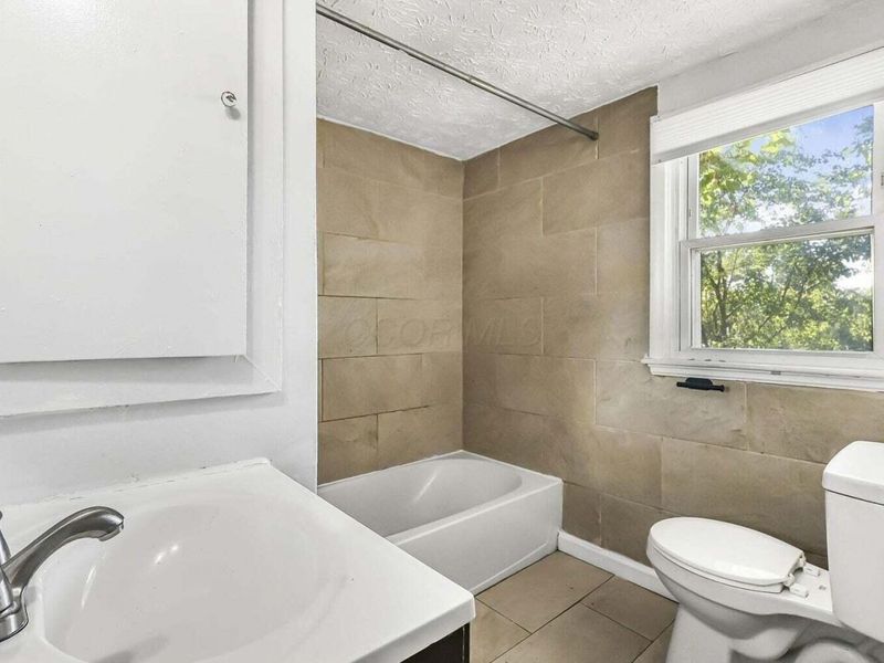1799 Harold Place, Columbus, OH 43211 Photo 23