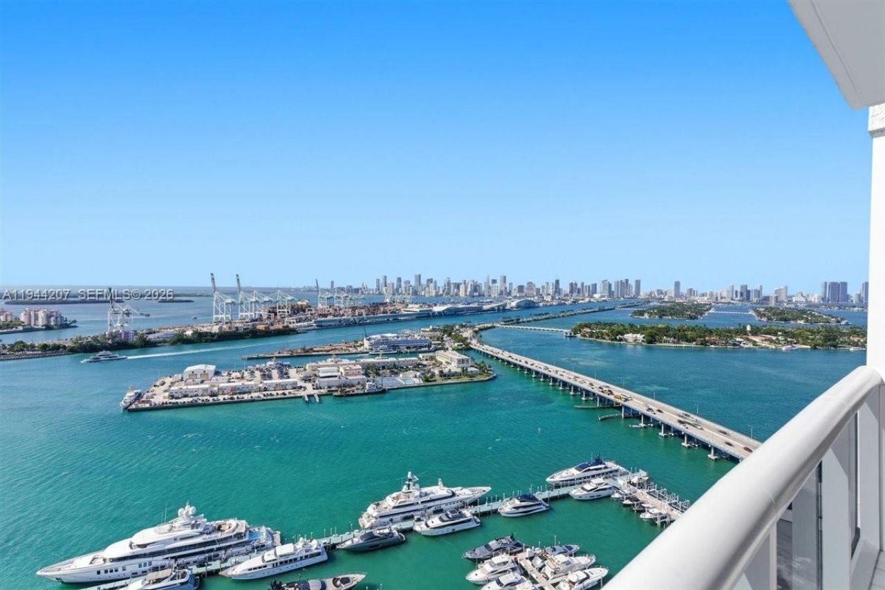 400 Alton Rd, Unit 3403, Miami Beach, FL 33139 Photo