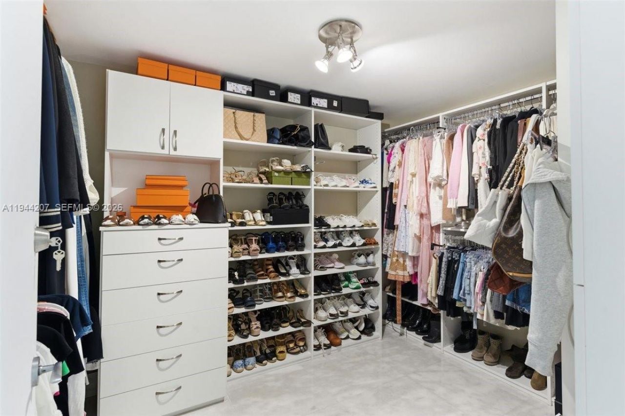 400 Alton Rd, Unit 3403, Miami Beach, FL 33139 Photo