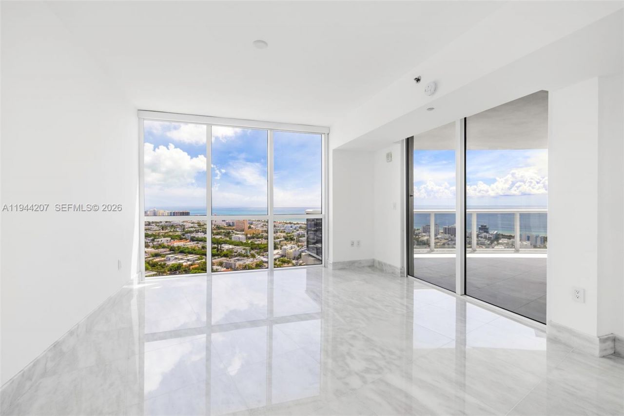 400 Alton Rd, Unit 3403, Miami Beach, FL 33139 Photo