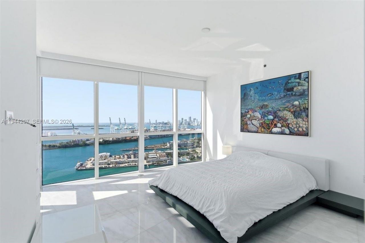 400 Alton Rd, Unit 3403, Miami Beach, FL 33139 Photo