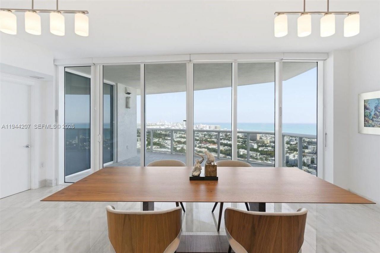 400 Alton Rd, Unit 3403, Miami Beach, FL 33139 Photo