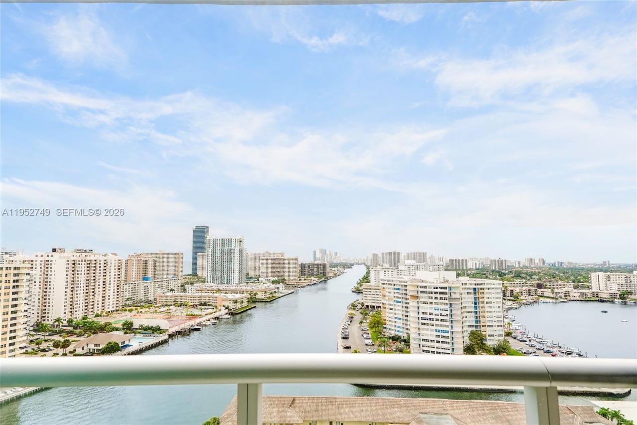2602 E Hallandale Beach Blvd, Unit R1905, Hallandale Beach, FL 33009 Photo