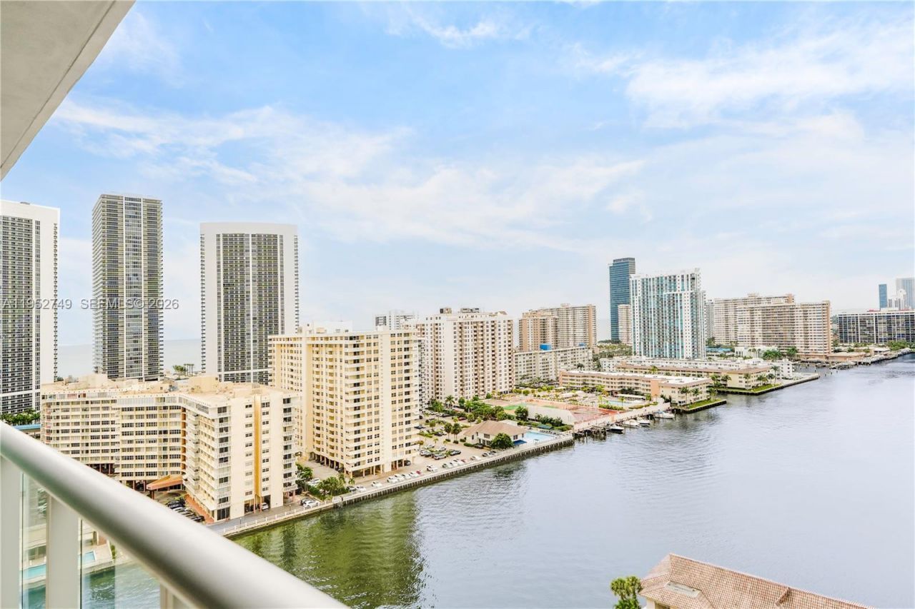 2602 E Hallandale Beach Blvd, Unit R1905, Hallandale Beach, FL 33009 Photo