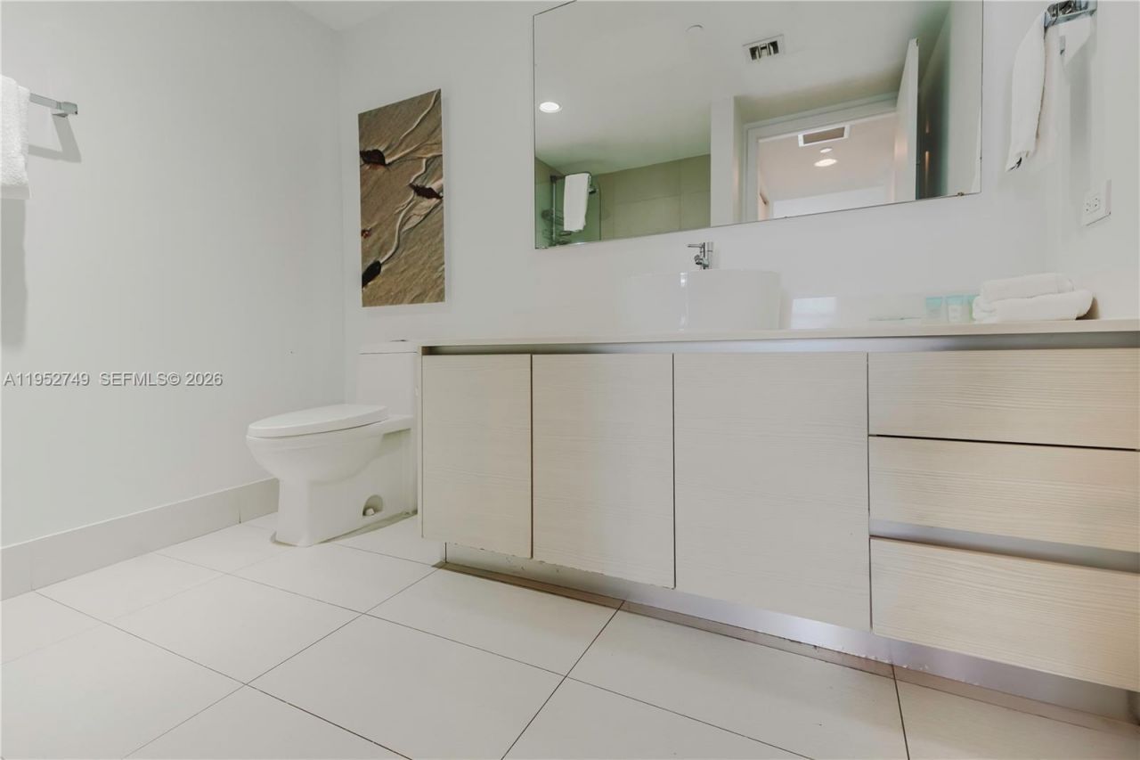 2602 E Hallandale Beach Blvd, Unit R1905, Hallandale Beach, FL 33009 Photo