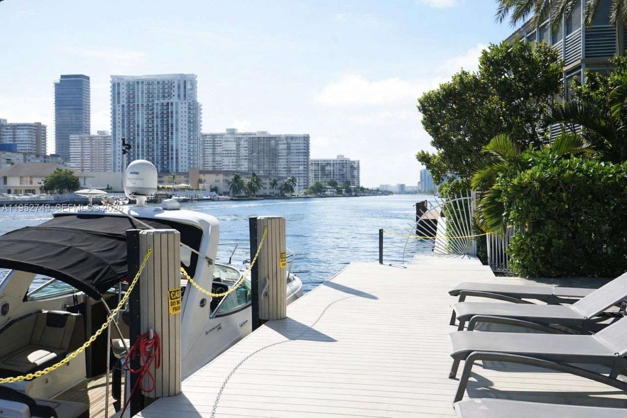 2602 E Hallandale Beach Blvd, Unit R1905, Hallandale Beach, FL 33009 Photo