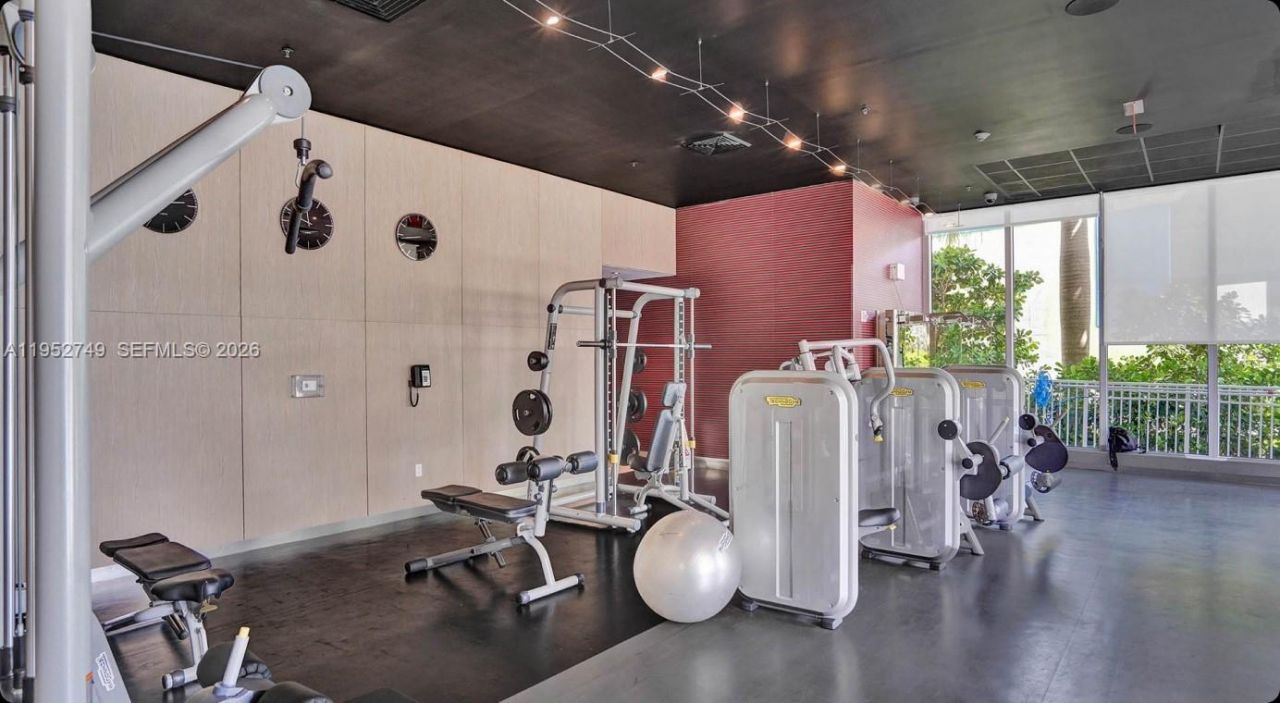 2602 E Hallandale Beach Blvd, Unit R1905, Hallandale Beach, FL 33009 Photo