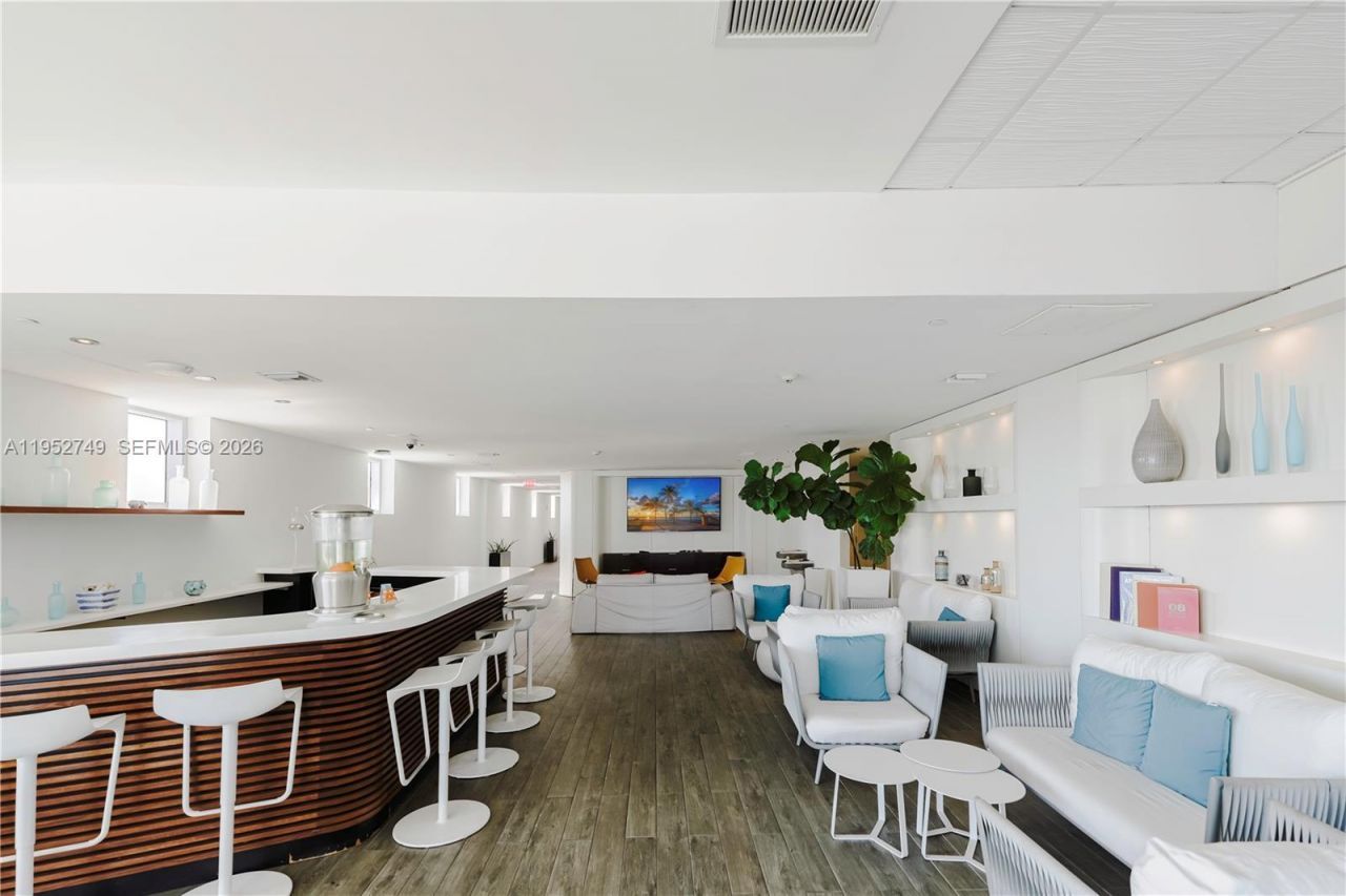 2602 E Hallandale Beach Blvd, Unit R1905, Hallandale Beach, FL 33009 Photo
