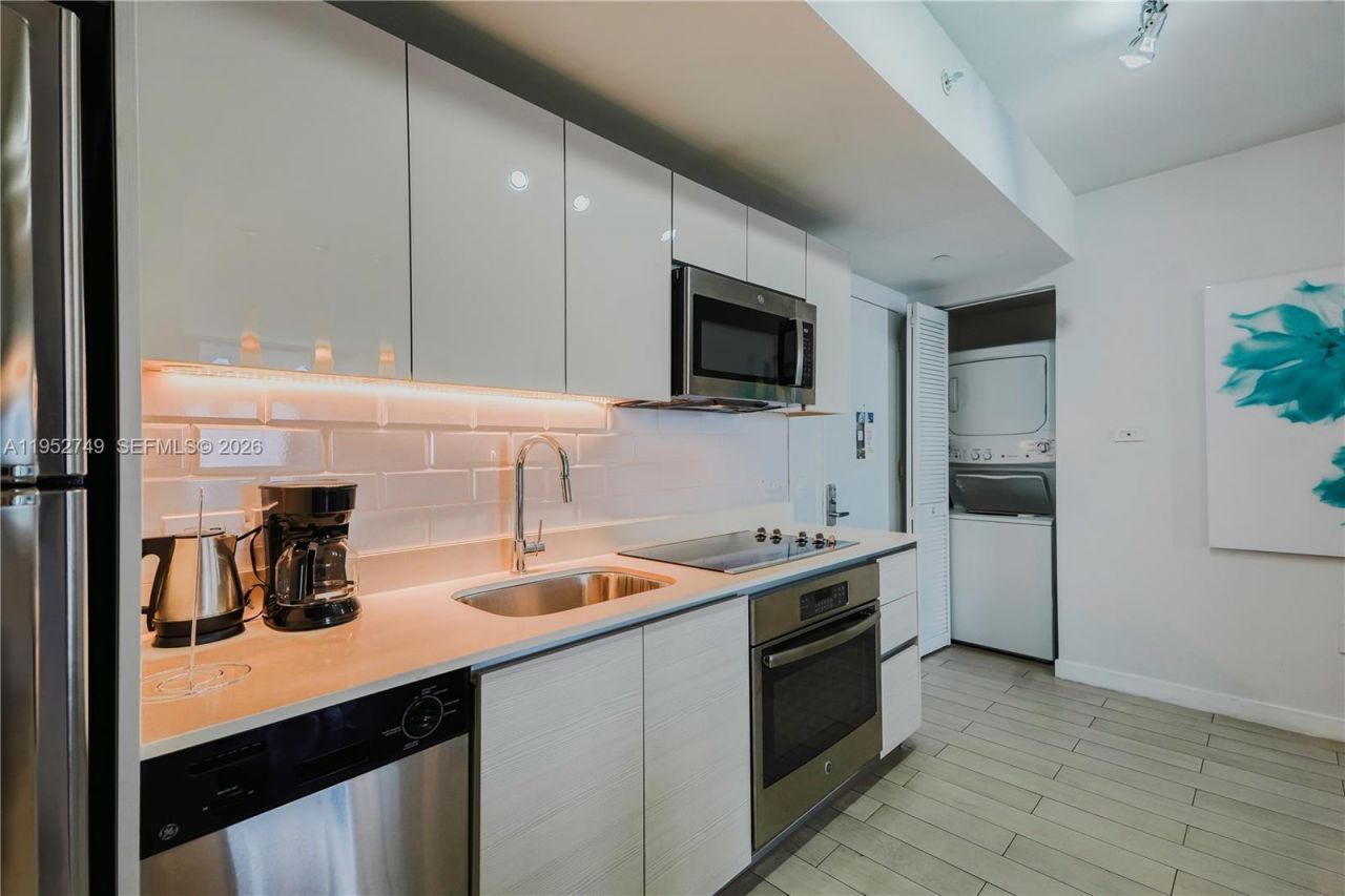2602 E Hallandale Beach Blvd, Unit R1905, Hallandale Beach, FL 33009 Photo
