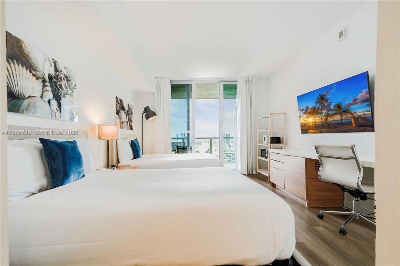 2602 E Hallandale Beach Blvd, Unit R1905, Hallandale Beach, FL 33009 Photo