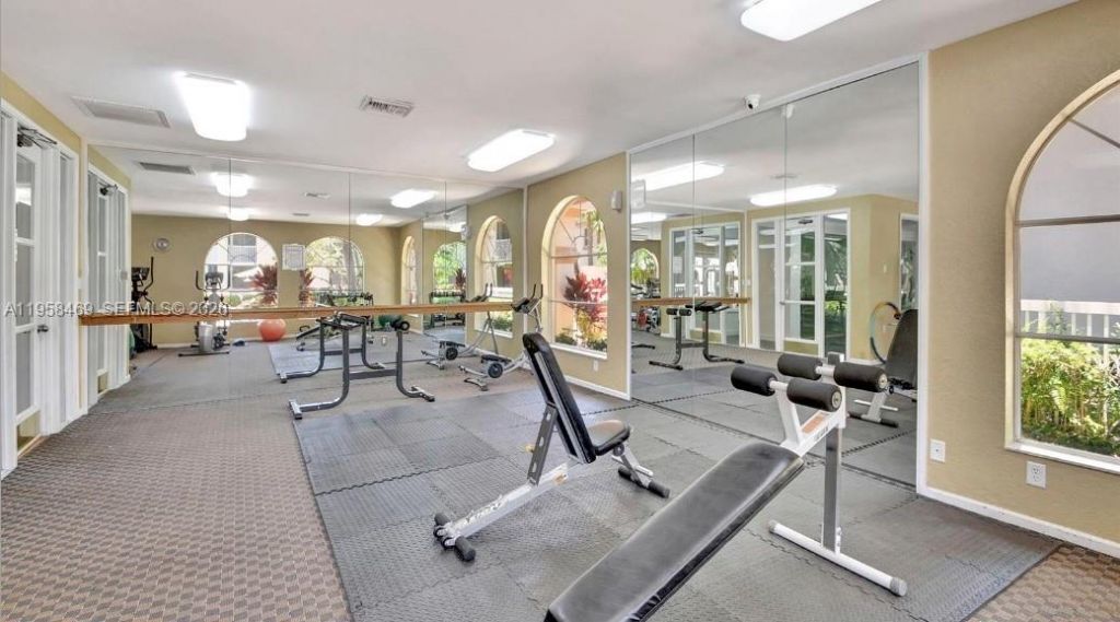 4201 Glenmoor Dr, Unit 4201, West Palm Beach, FL 33409 Photo