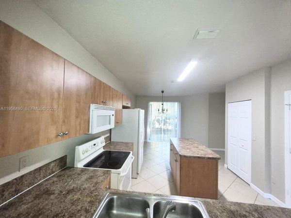 1909 Hibiscus Ln, Unit 1909, Riviera Beach, FL 33404